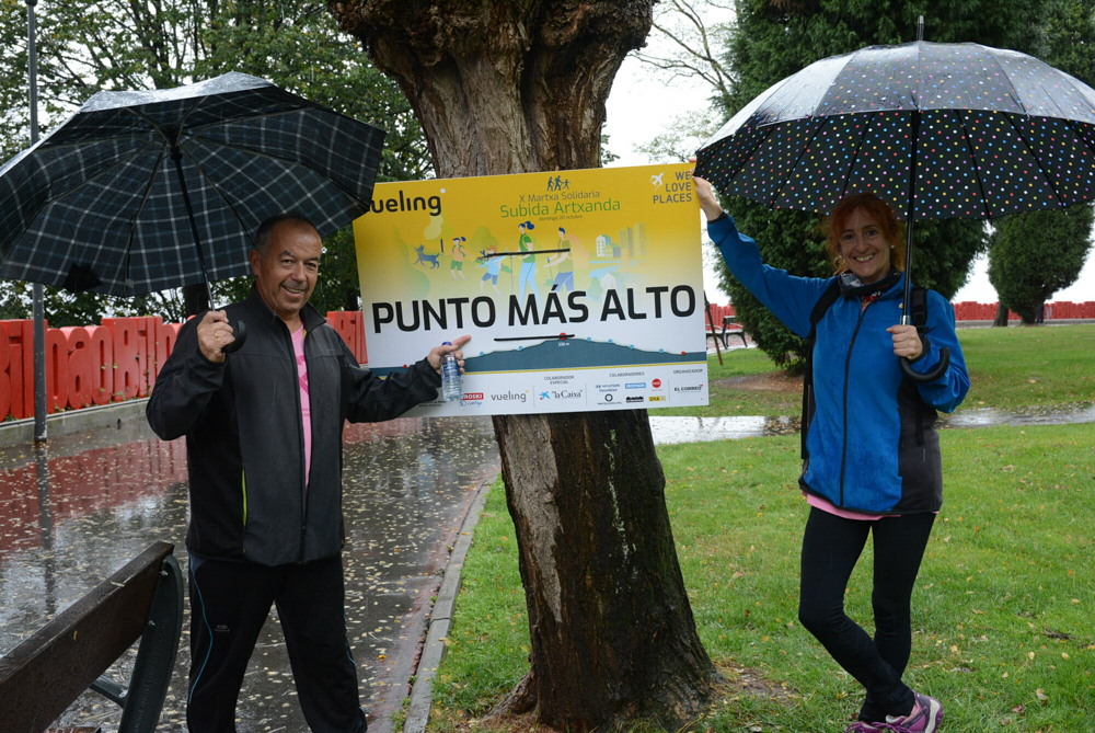 Foto 140 de la avituallamiento y mirador - Galería de la Subida a Artxanda 2019